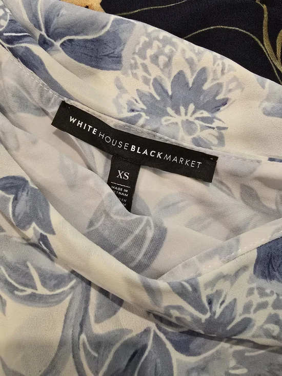 White House Black Market Blue and White Floral One-Shoulder Top - Picture 2 of 4